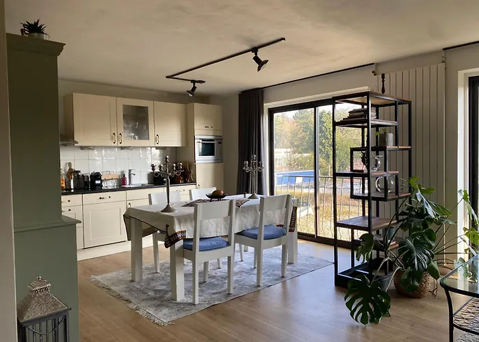 Luxe Marc Apartment *